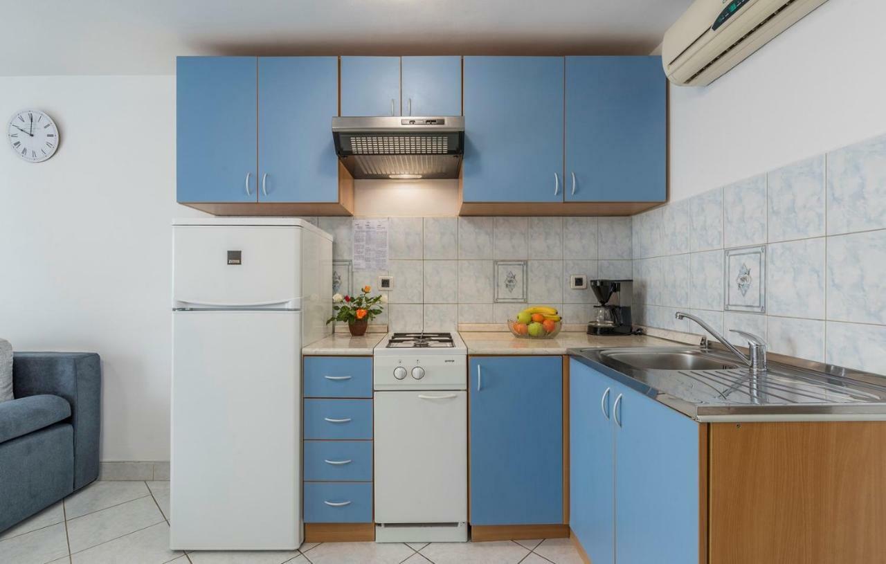 Apartments Saladinka Cervar-Porat Luaran gambar